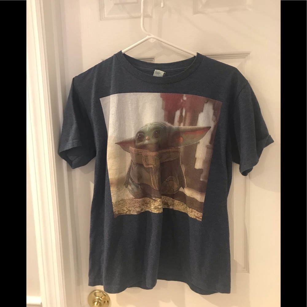 Grogu baby yoda mandalorian Star Wars boys blue t shirt. Youth large